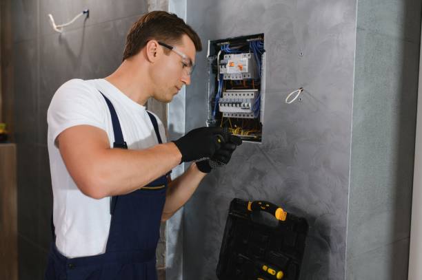 Best Licensed Electrician  in Canton, IL