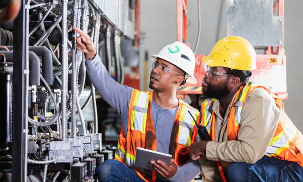 Best 24-Hour Electrician  in Canton, IL